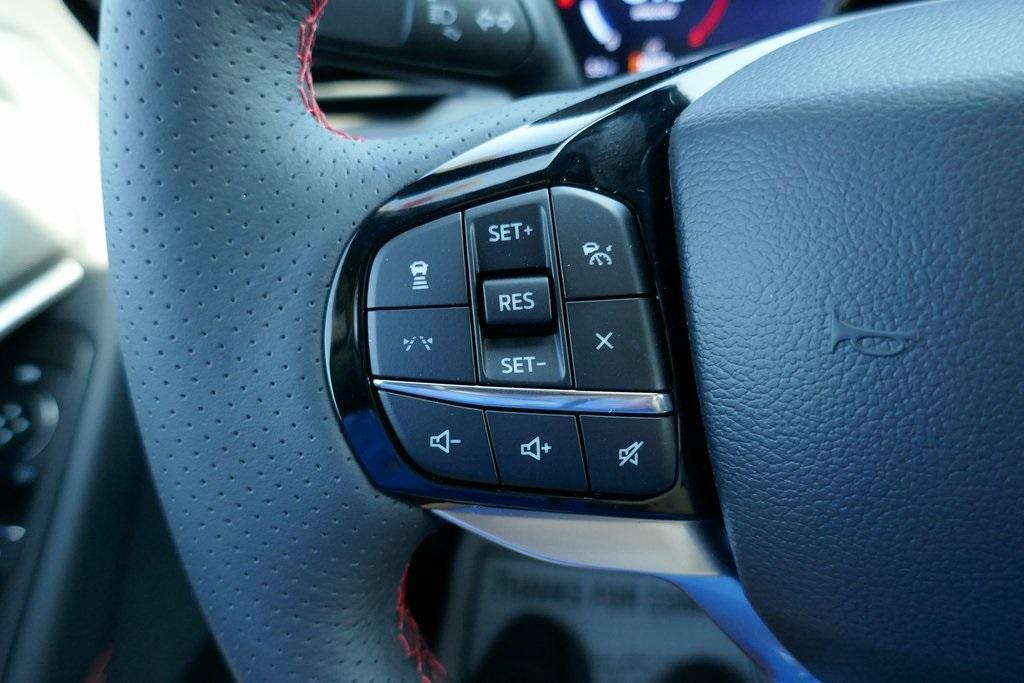 new 2025 Ford Explorer car, priced at $43,983