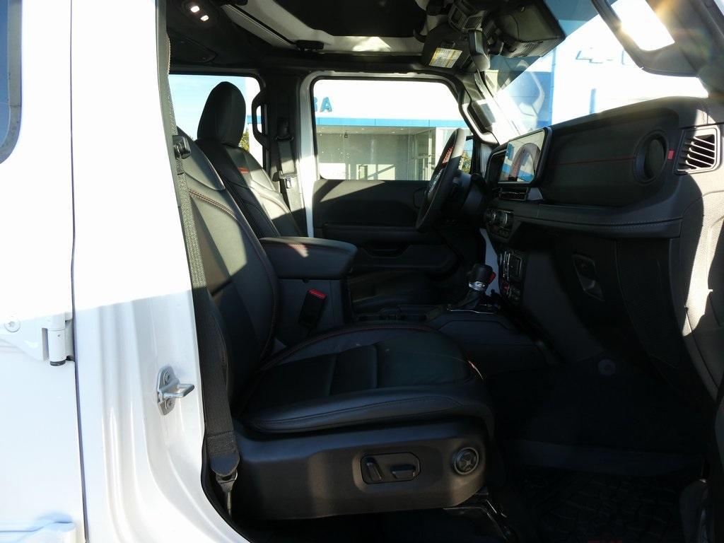 used 2024 Jeep Gladiator car, priced at $45,995