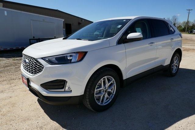 new 2024 Ford Edge car, priced at $35,325