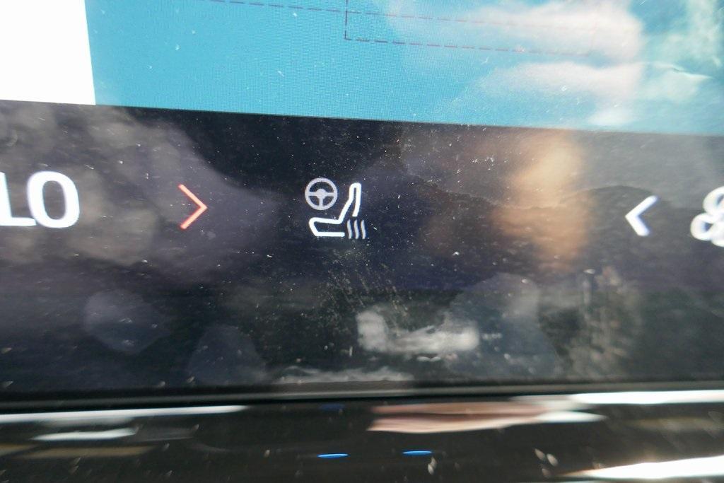 new 2025 Ford Expedition car, priced at $75,790