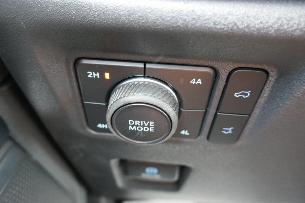 new 2025 Ford Expedition car, priced at $75,790