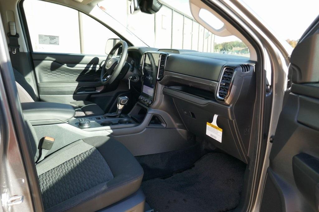 new 2025 Ford Ranger car, priced at $38,445
