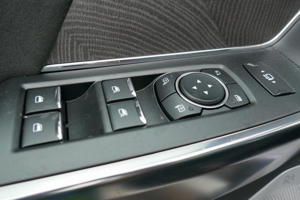 new 2025 Ford F-250 car, priced at $89,373