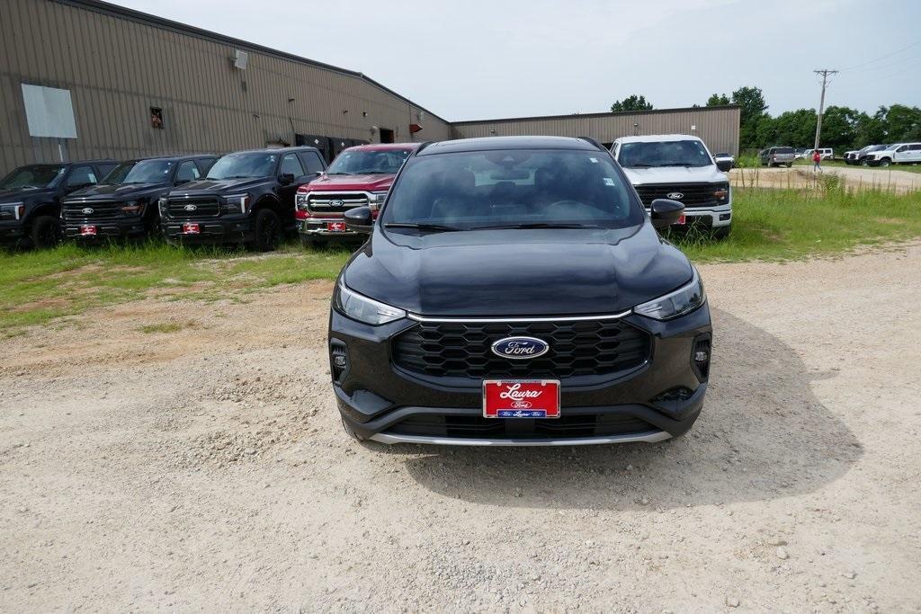 new 2025 Ford Escape car, priced at $30,022