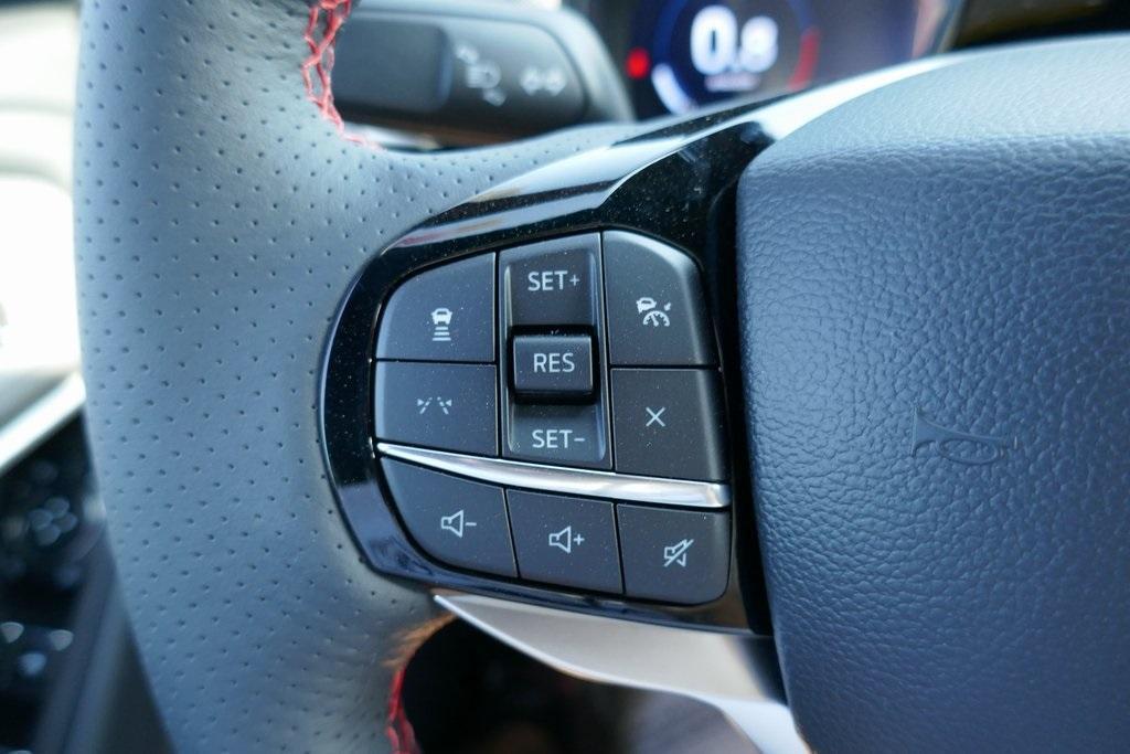 new 2025 Ford Explorer car, priced at $48,616