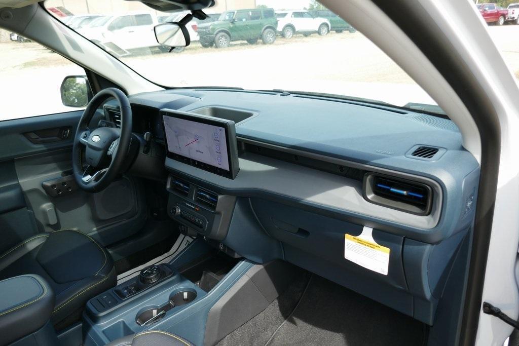 new 2025 Ford Maverick car, priced at $33,752