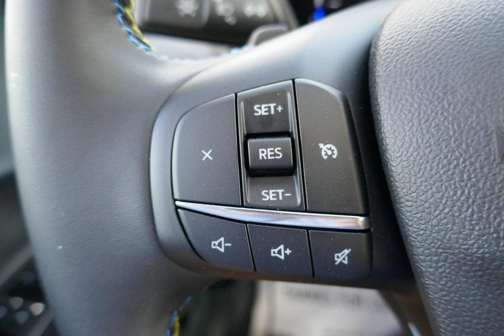 new 2025 Ford Maverick car, priced at $33,752