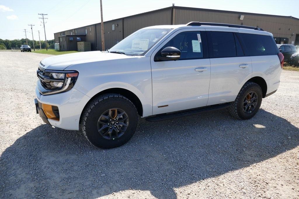 new 2025 Ford Expedition car, priced at $78,655