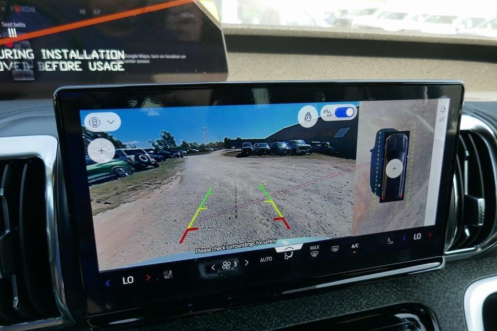 new 2025 Ford Expedition car, priced at $78,655