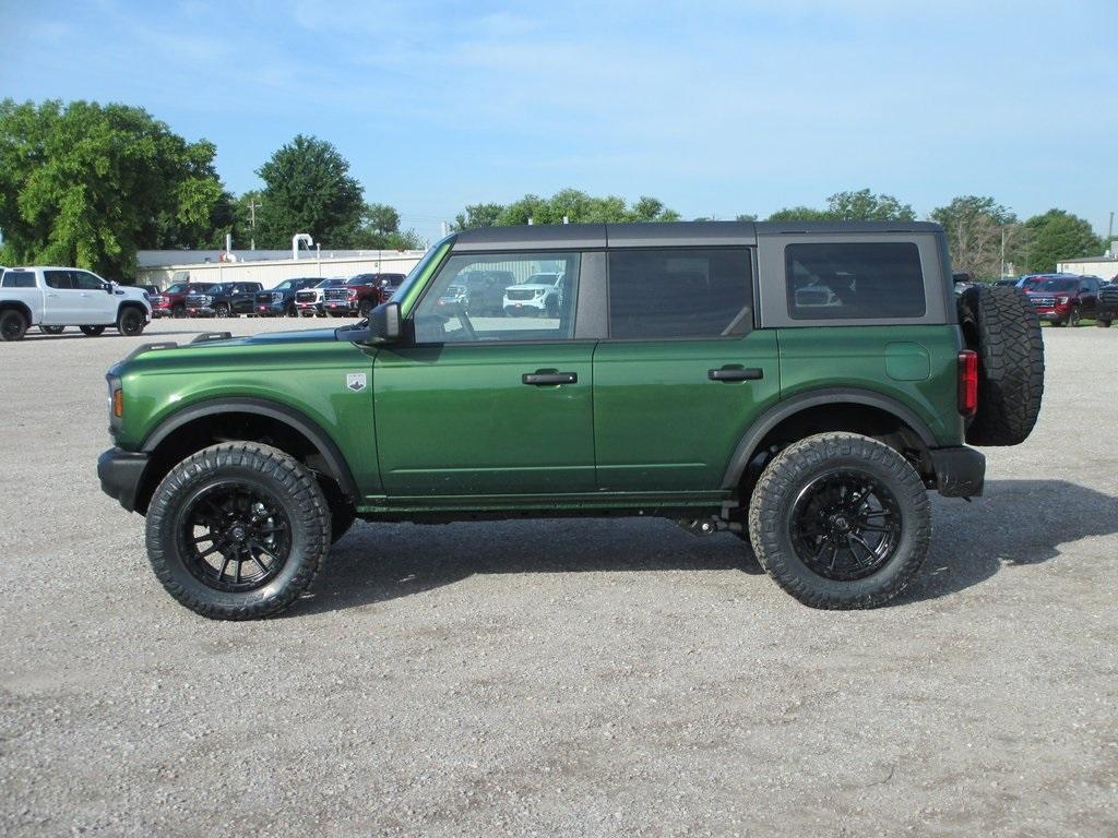 new 2025 Ford Bronco car, priced at $47,317