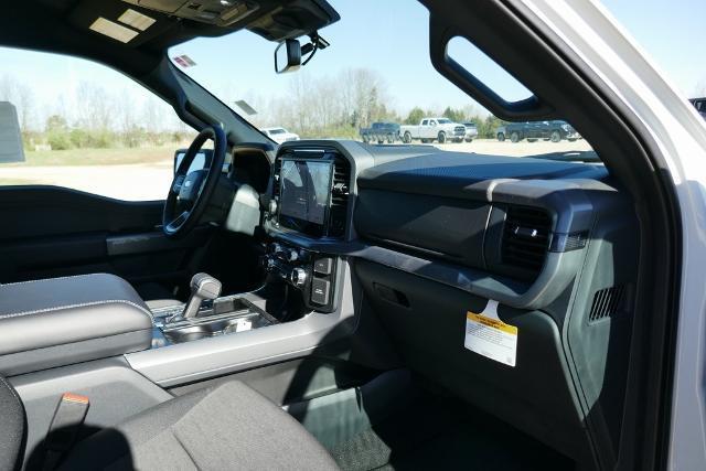 new 2025 Ford F-150 car, priced at $51,382
