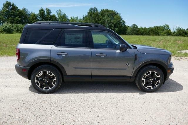 new 2024 Ford Bronco Sport car, priced at $33,110