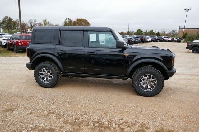 new 2024 Ford Bronco car, priced at $54,638