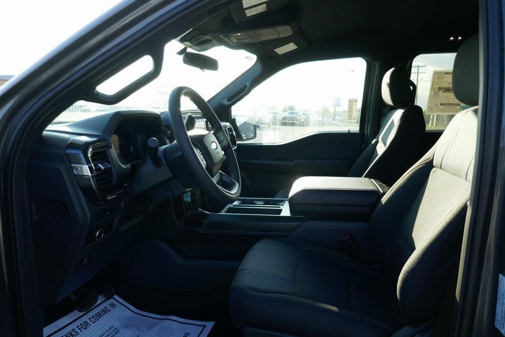 new 2025 Ford F-150 car, priced at $42,802