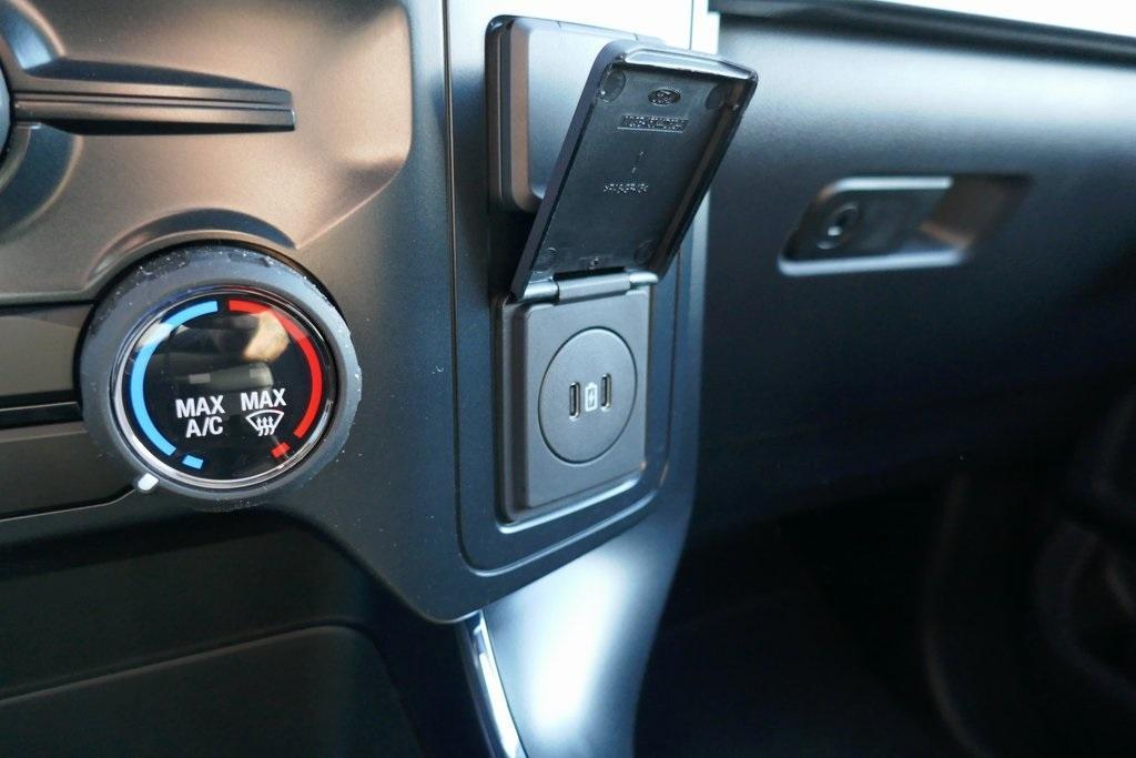 new 2025 Ford F-150 car, priced at $45,302