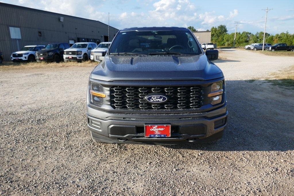 new 2025 Ford F-150 car, priced at $45,302