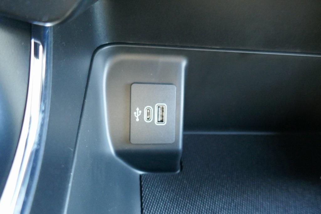 new 2025 Ford F-150 car, priced at $42,802