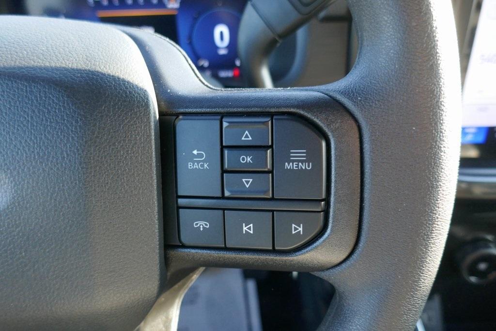 new 2025 Ford F-150 car, priced at $45,302
