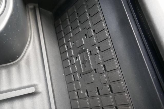 new 2025 Ford Expedition car, priced at $75,335
