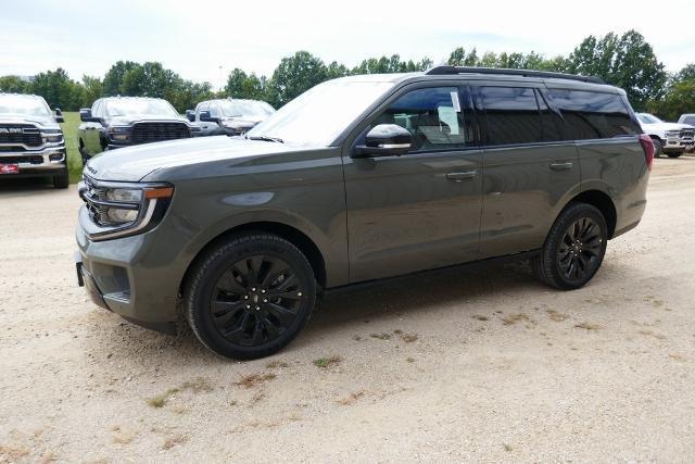 new 2025 Ford Expedition car, priced at $75,335
