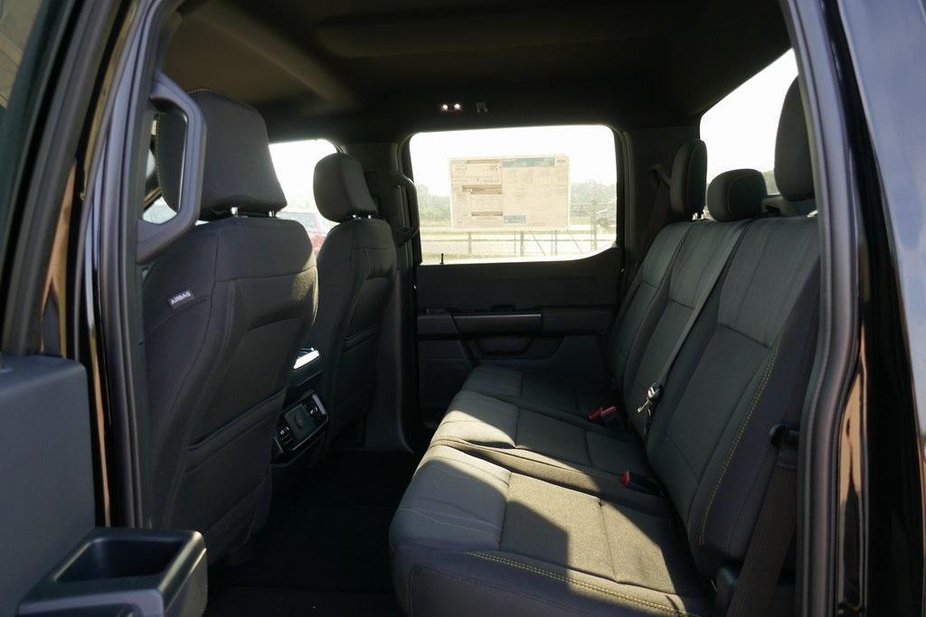 new 2025 Ford F-150 car, priced at $44,302