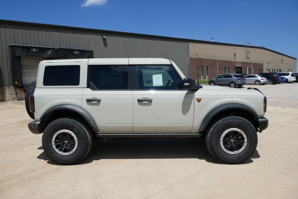 new 2025 Ford Bronco car, priced at $61,518