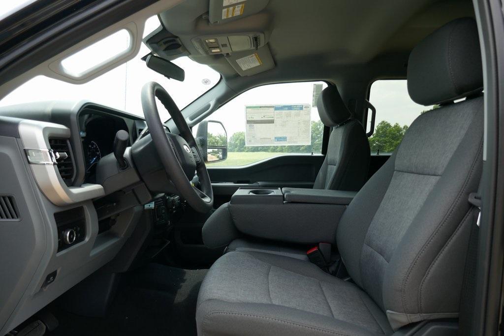 new 2025 Ford F-350 car, priced at $68,587