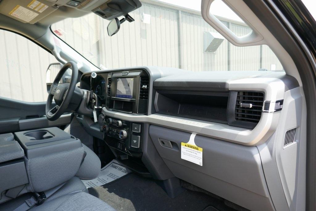 new 2025 Ford F-350 car, priced at $69,087
