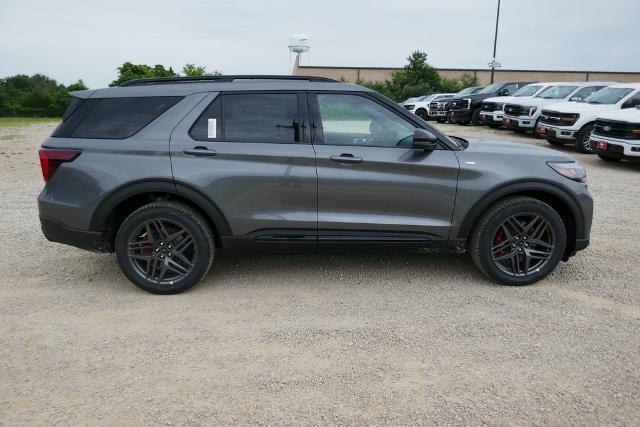 new 2025 Ford Explorer car, priced at $46,264