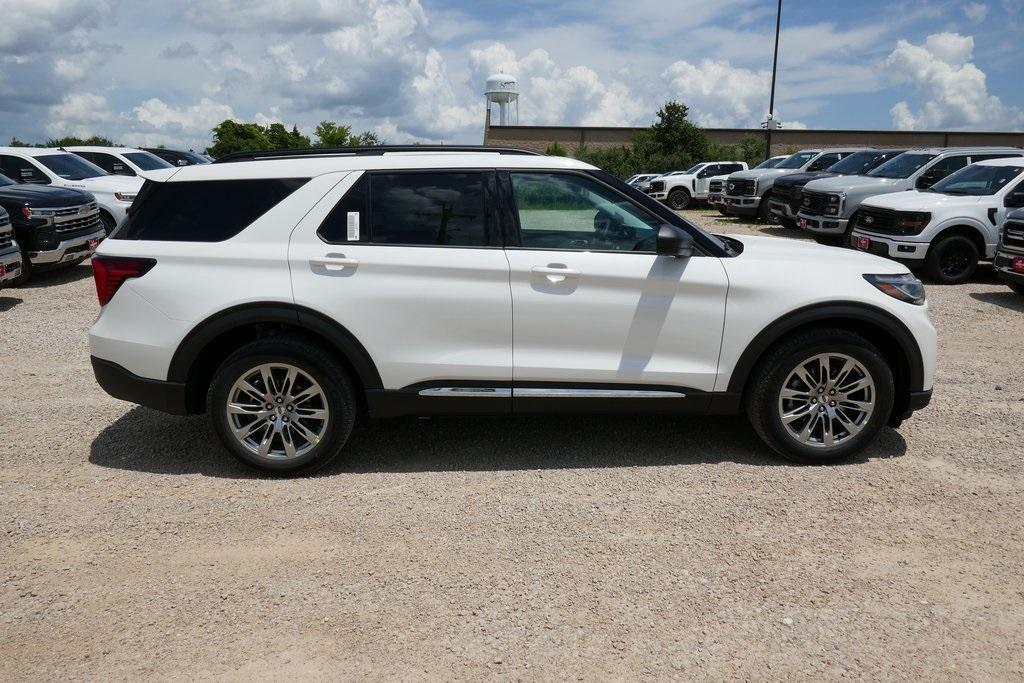 new 2025 Ford Explorer car, priced at $43,604