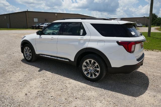 new 2025 Ford Explorer car, priced at $46,104