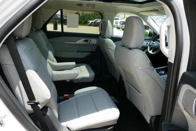 new 2025 Ford Explorer car, priced at $46,104