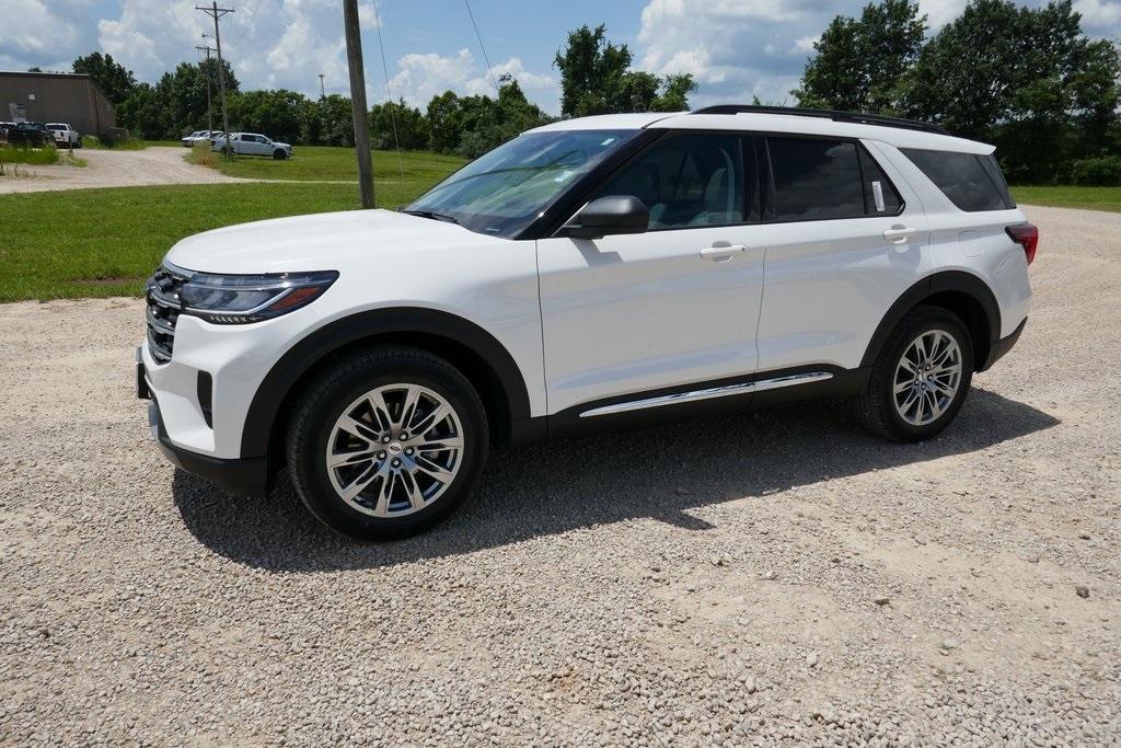 new 2025 Ford Explorer car, priced at $43,604