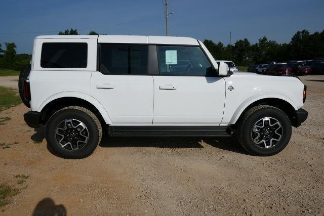 new 2025 Ford Bronco car, priced at $47,358