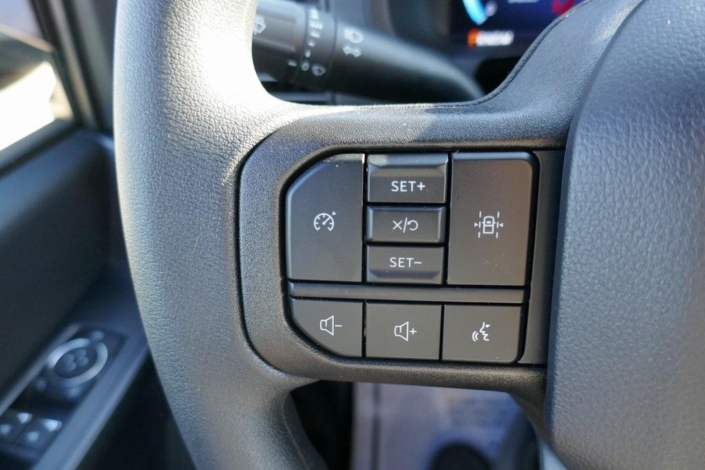 new 2025 Ford F-150 car, priced at $44,302