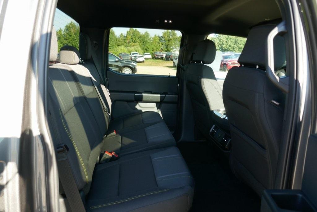 new 2025 Ford F-150 car, priced at $44,302