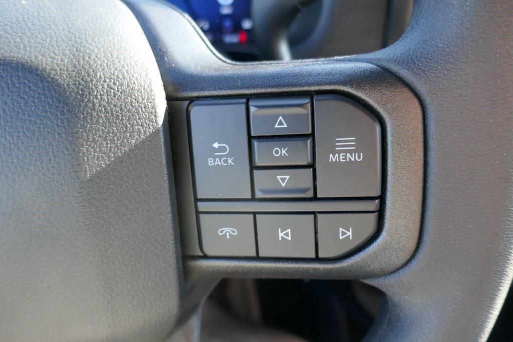 new 2025 Ford F-150 car, priced at $44,302