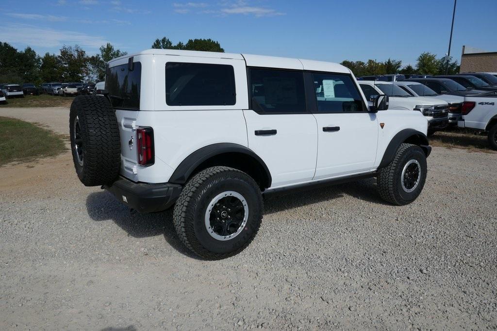 new 2025 Ford Bronco car, priced at $60,008