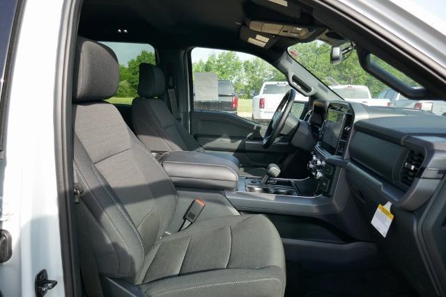 new 2025 Ford F-150 car, priced at $53,923