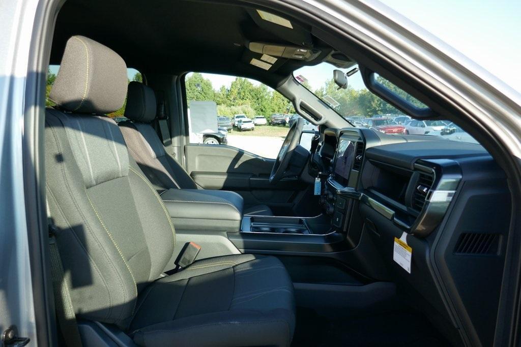new 2025 Ford F-150 car, priced at $47,163