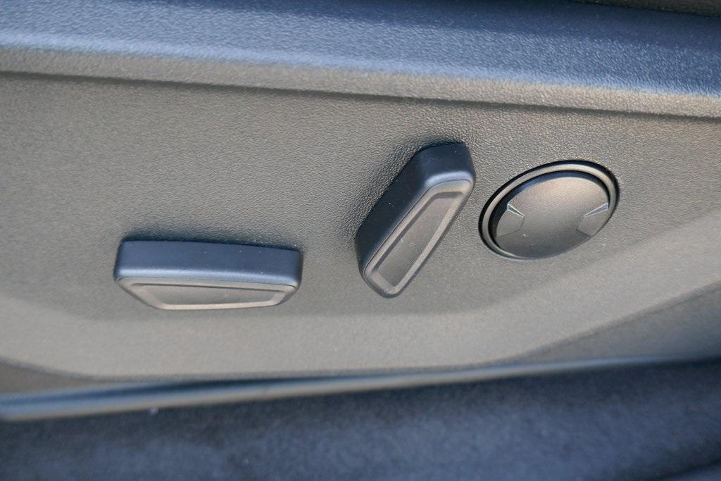 new 2025 Ford F-150 car, priced at $62,715