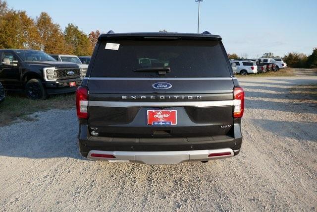 new 2024 Ford Expedition Max car, priced at $65,101