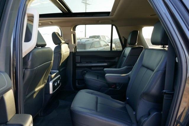 new 2024 Ford Expedition Max car, priced at $65,101