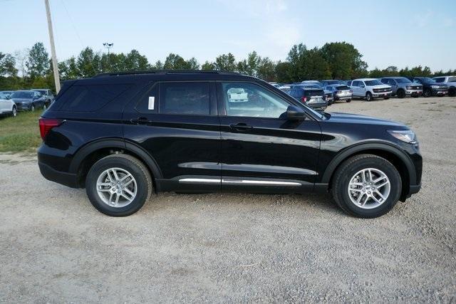 new 2025 Ford Explorer car, priced at $39,922