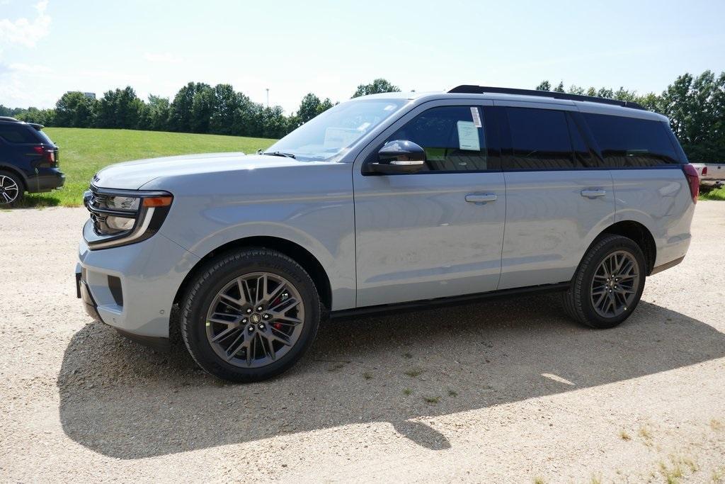 new 2025 Ford Expedition car, priced at $77,487