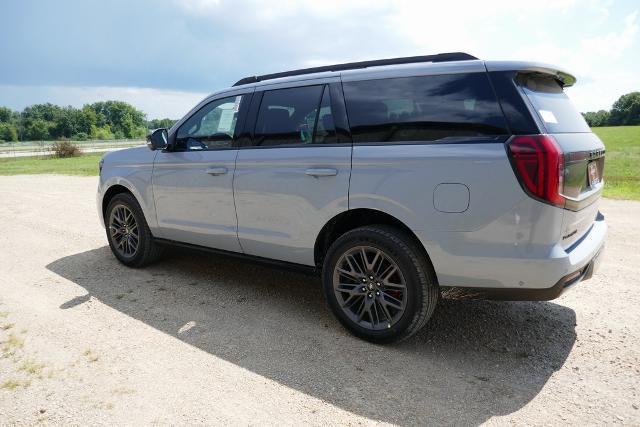 new 2025 Ford Expedition car, priced at $78,987