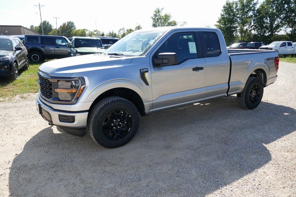 new 2025 Ford F-150 car, priced at $42,444
