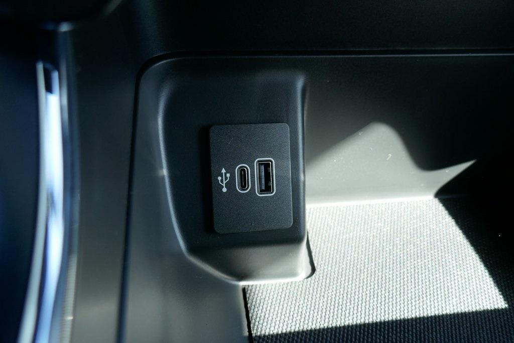 new 2025 Ford F-150 car, priced at $42,444