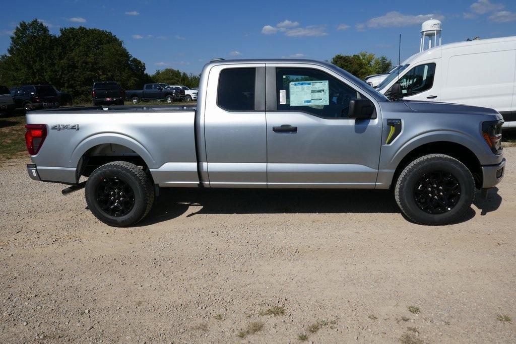 new 2025 Ford F-150 car, priced at $42,444