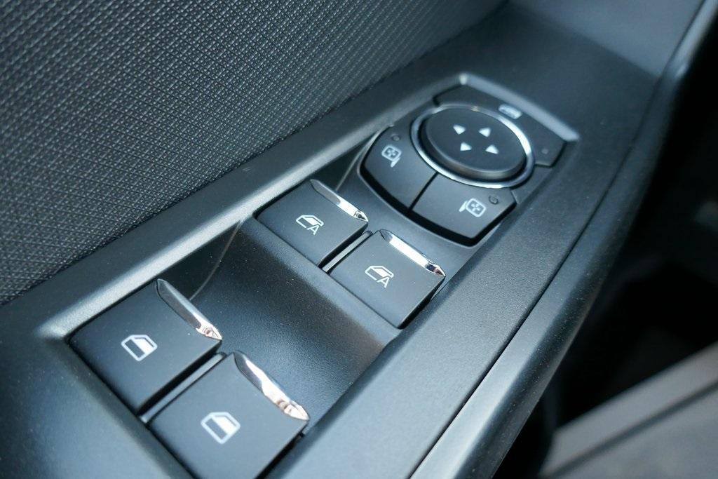 new 2025 Ford F-150 car, priced at $44,302